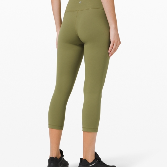 💫sold💫lululemon Wunder Train HR Crop in 21" - Picture 2 of 7